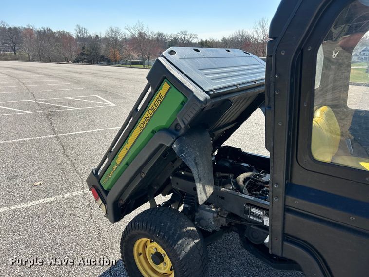 image for item FC5158 2011 John Deere 855 DSL utility vehicle