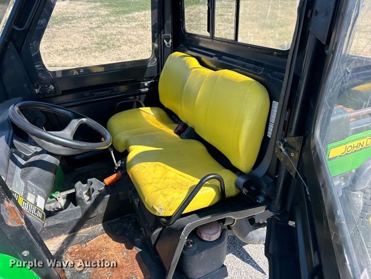 image for item FC5158 2011 John Deere 855 DSL utility vehicle