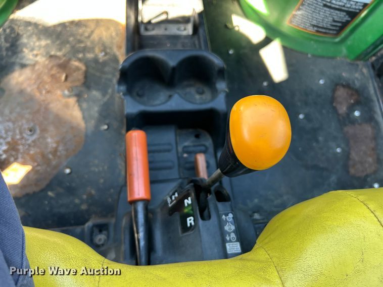 image for item FC5158 2011 John Deere 855 DSL utility vehicle