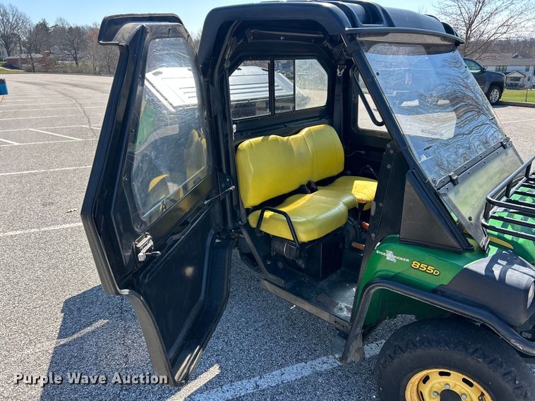 image for item FC5158 2011 John Deere 855 DSL utility vehicle