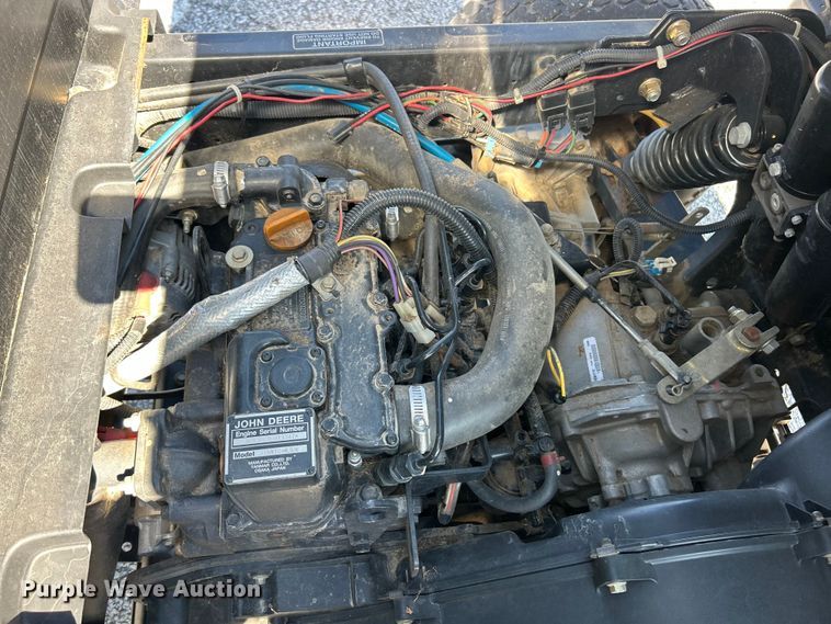 image for item FC5158 2011 John Deere 855 DSL utility vehicle