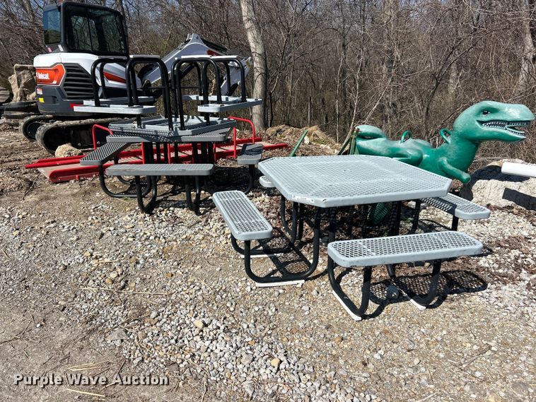 image for item FC5160 (4) picnic tables