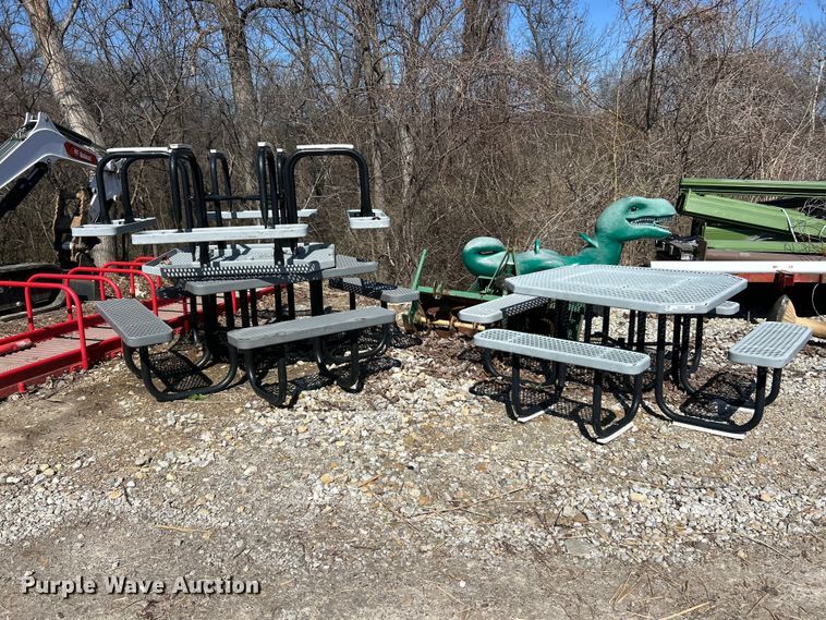 image for item FC5160 (4) picnic tables