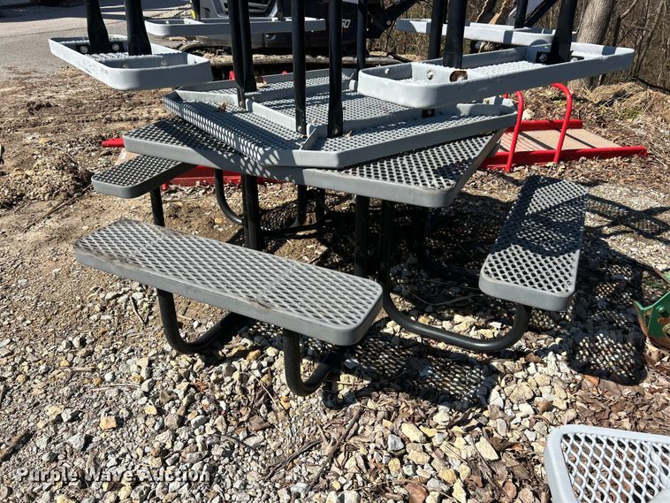 image for item FC5160 (4) picnic tables