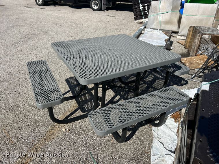 image for item FC5160 (4) picnic tables