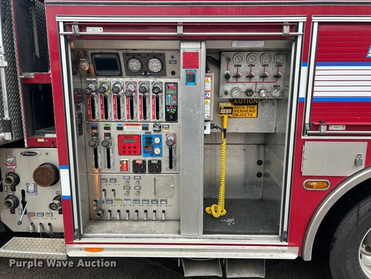 image for item FC5179 2008 Pierce  Quantum pumper fire truck