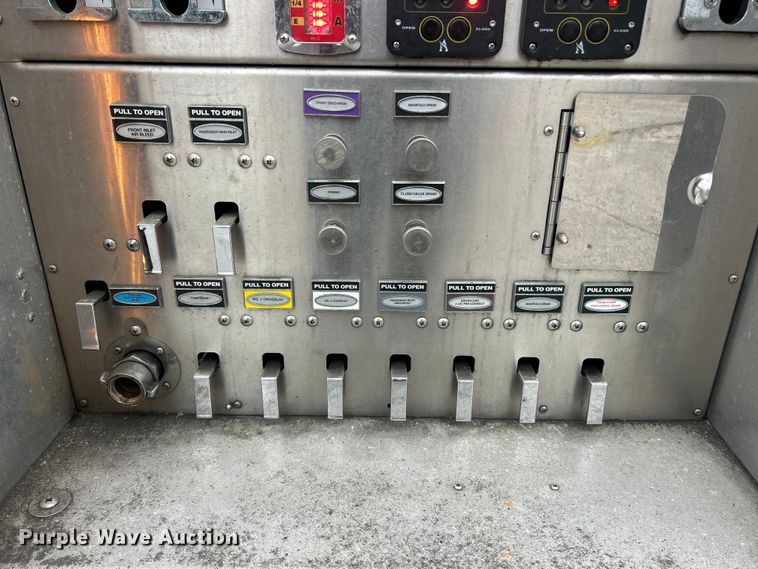 image for item FC5179 2008 Pierce  Quantum pumper fire truck