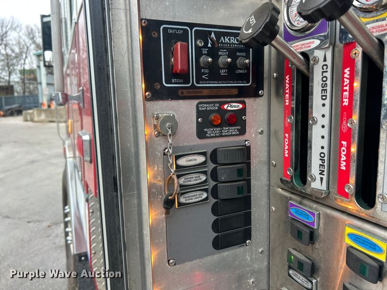 image for item FC5179 2008 Pierce  Quantum pumper fire truck