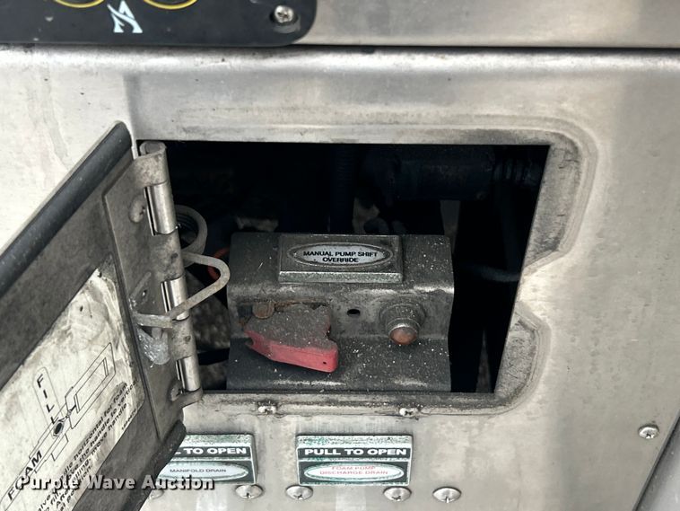 image for item FC5179 2008 Pierce  Quantum pumper fire truck