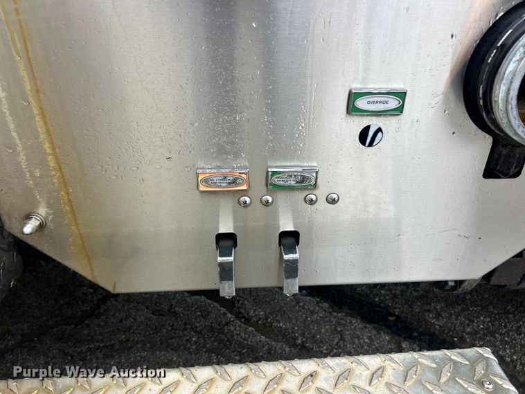 image for item FC5179 2008 Pierce  Quantum pumper fire truck