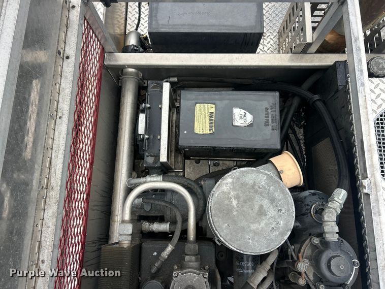 image for item FC5179 2008 Pierce  Quantum pumper fire truck