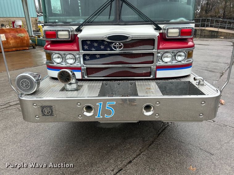 image for item FC5179 2008 Pierce  Quantum pumper fire truck