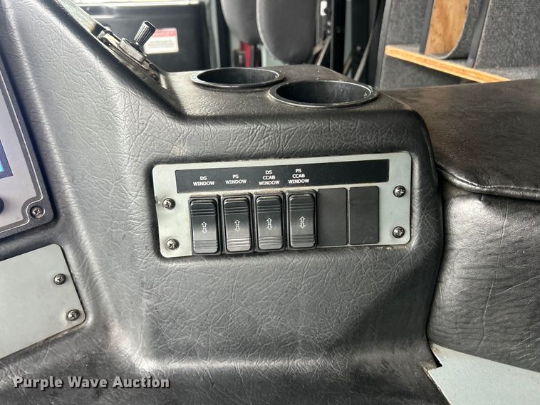 image for item FC5179 2008 Pierce  Quantum pumper fire truck