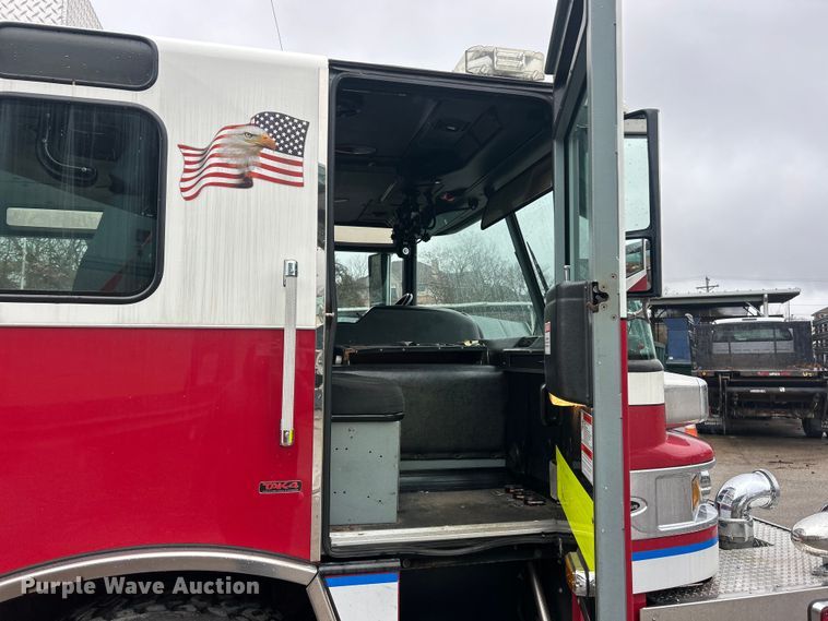 image for item FC5179 2008 Pierce  Quantum pumper fire truck