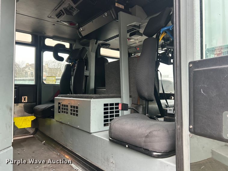 image for item FC5179 2008 Pierce  Quantum pumper fire truck