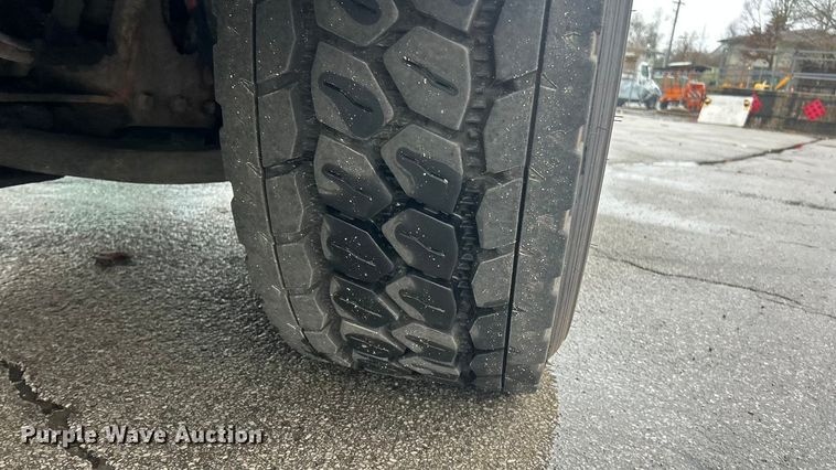 image for item FC5179 2008 Pierce  Quantum pumper fire truck