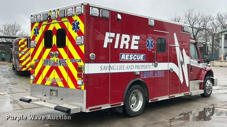 image for item FC5180 2015 Freightliner Business Class M2 ambulance