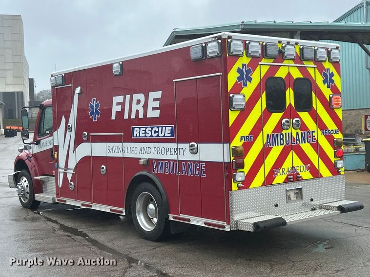 image for item FC5180 2015 Freightliner Business Class M2 ambulance