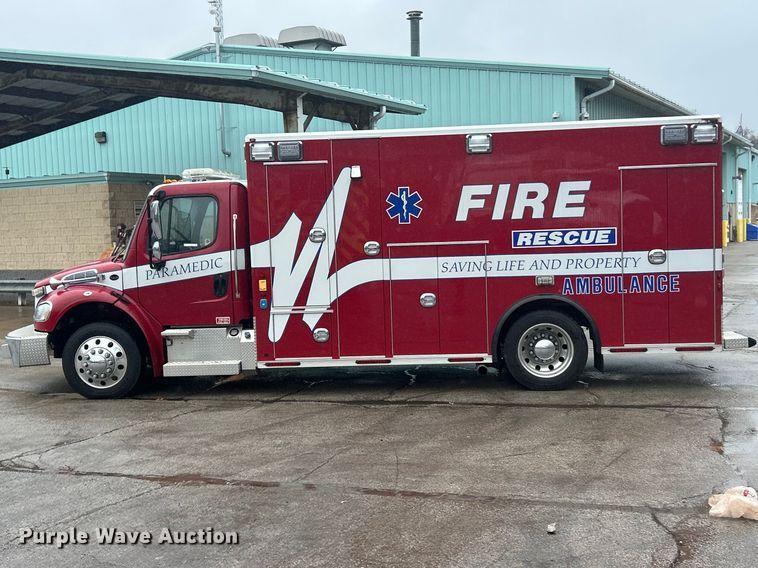 image for item FC5180 2015 Freightliner Business Class M2 ambulance