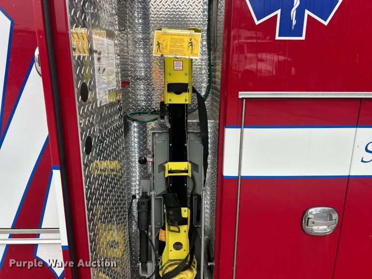 image for item FC5180 2015 Freightliner Business Class M2 ambulance