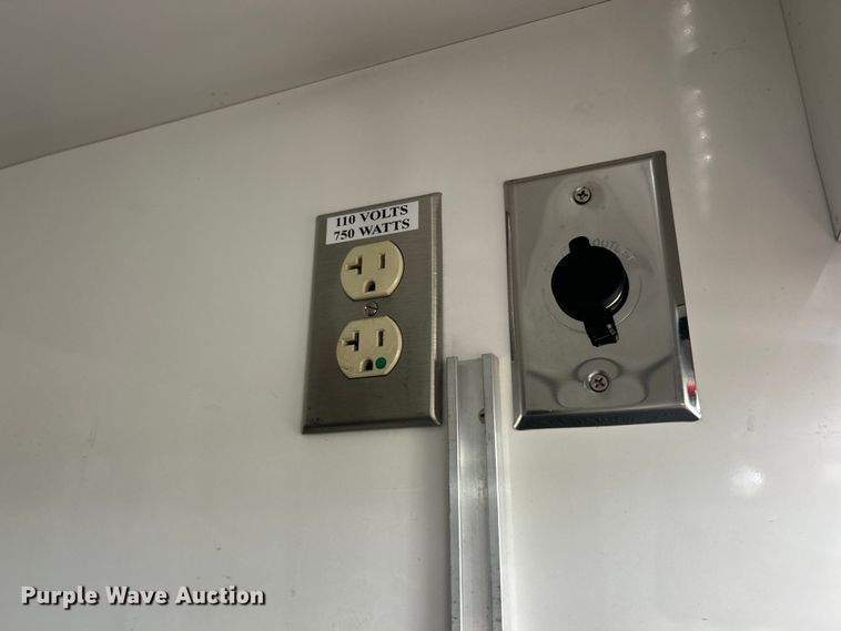 image for item FC5180 2015 Freightliner Business Class M2 ambulance