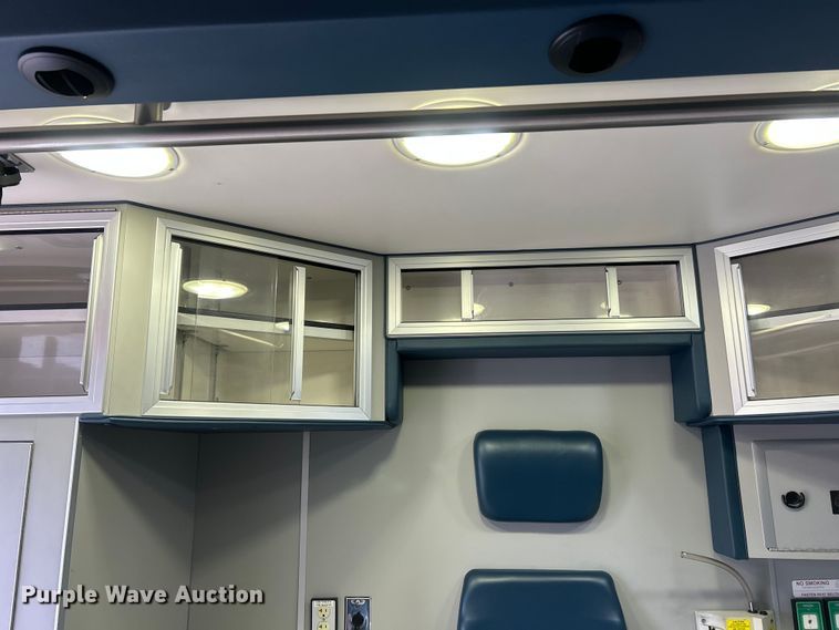 image for item FC5180 2015 Freightliner Business Class M2 ambulance