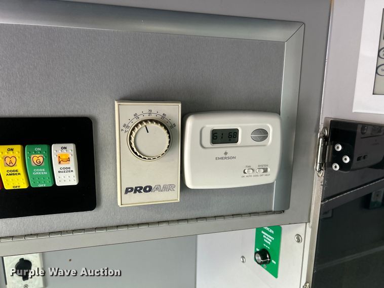 image for item FC5180 2015 Freightliner Business Class M2 ambulance