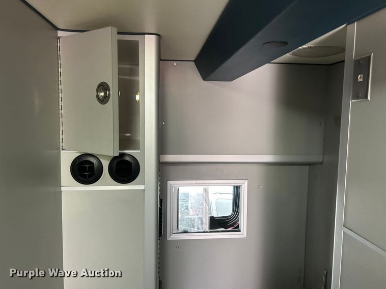 image for item FC5180 2015 Freightliner Business Class M2 ambulance