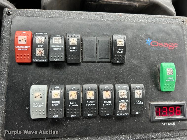 image for item FC5180 2015 Freightliner Business Class M2 ambulance