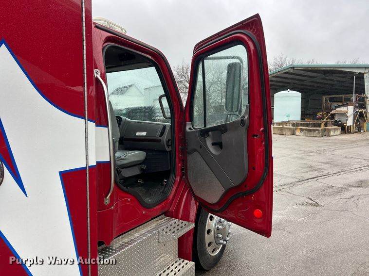 image for item FC5180 2015 Freightliner Business Class M2 ambulance