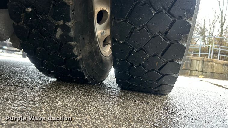 image for item FC5180 2015 Freightliner Business Class M2 ambulance