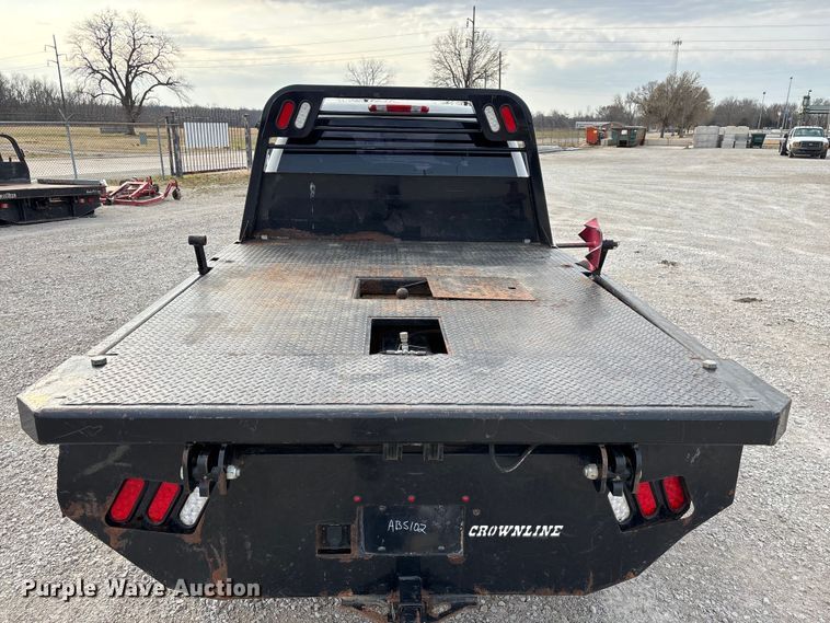 image for item FG0117 2010 Chevrolet Silverado 2500HD Crew Cab bale bed pickup truck