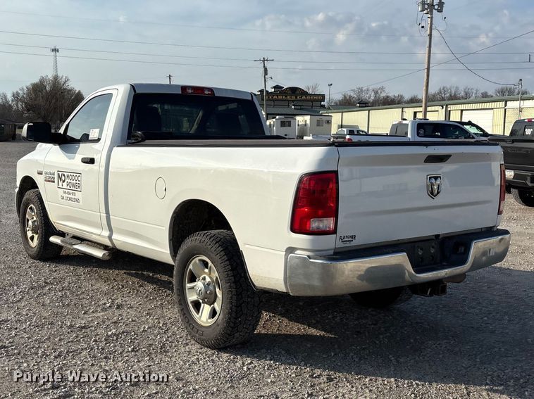 image for item FG0118 2015 RAM 2500 pickup truck