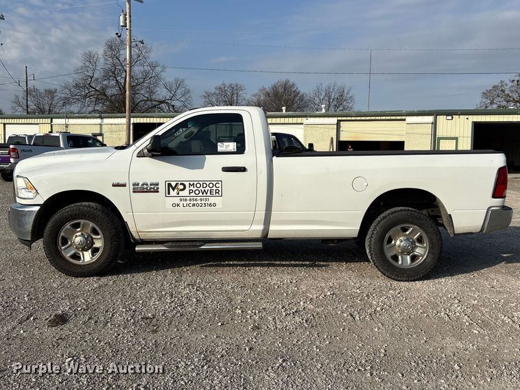 image for item FG0118 2015 RAM 2500 pickup truck