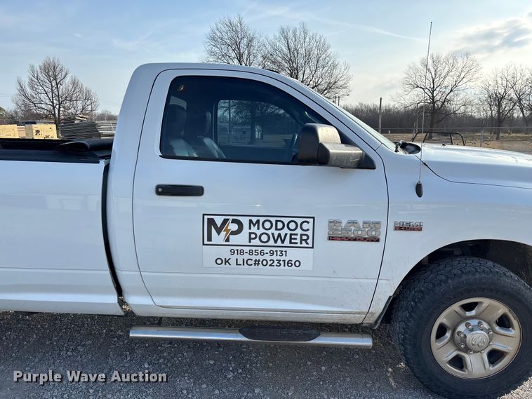 image for item FG0118 2015 RAM 2500 pickup truck