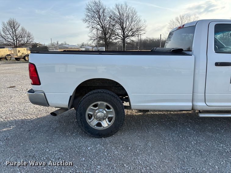 image for item FG0118 2015 RAM 2500 pickup truck