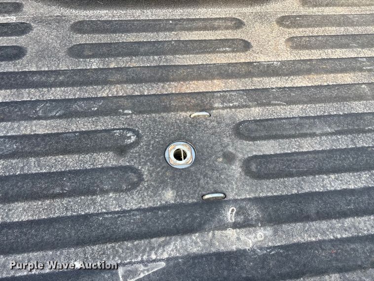 image for item FG0118 2015 RAM 2500 pickup truck