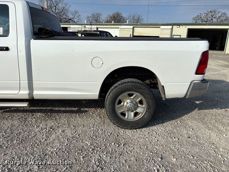 image for item FG0118 2015 RAM 2500 pickup truck