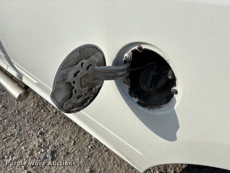 image for item FG0118 2015 RAM 2500 pickup truck