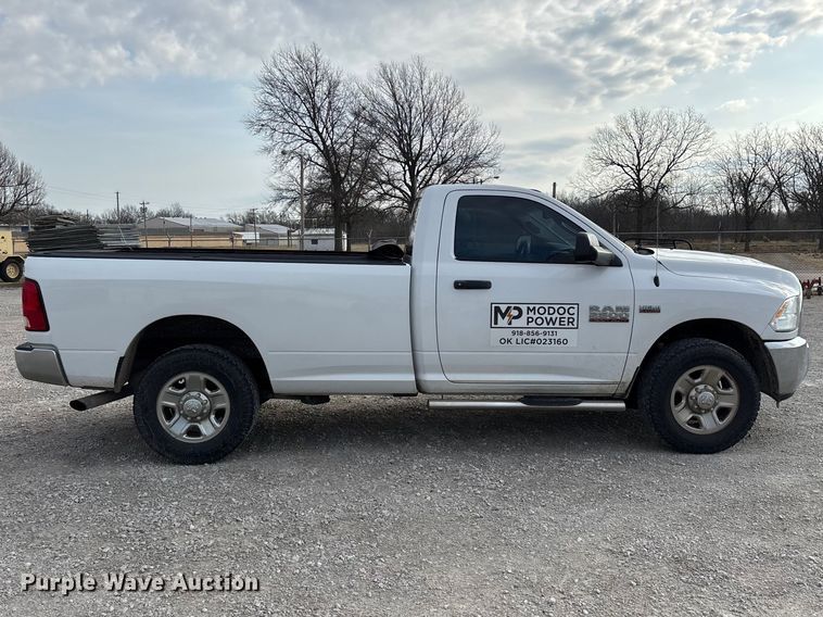 image for item FG0118 2015 RAM 2500 pickup truck