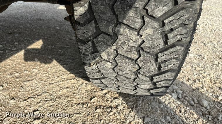 image for item FG0118 2015 RAM 2500 pickup truck