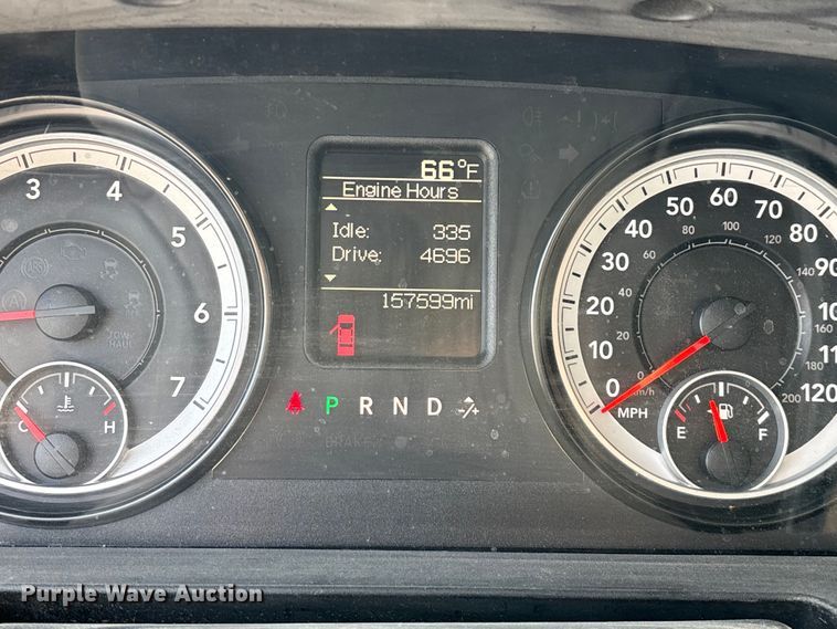 image for item FG0118 2015 RAM 2500 pickup truck