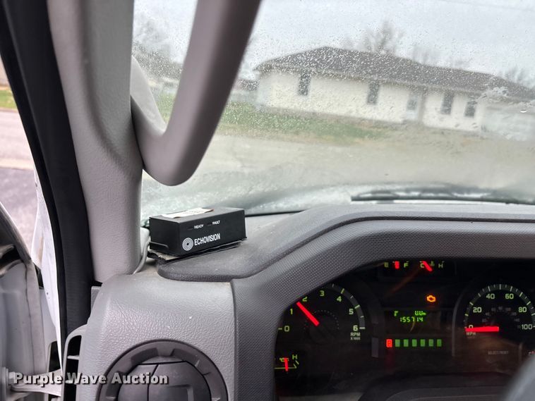 image for item FG0148 2009 Ford E350 Super Duty shuttle bus