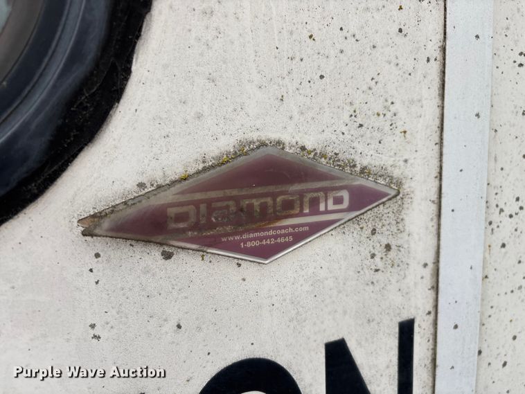 image for item FG0148 2009 Ford E350 Super Duty shuttle bus