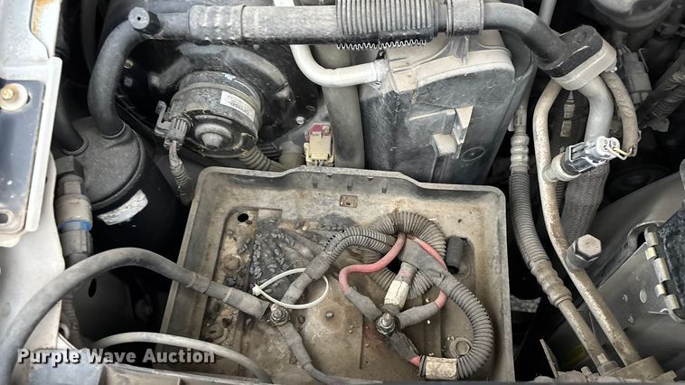 image for item FG0148 2009 Ford E350 Super Duty shuttle bus