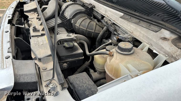 image for item FG0148 2009 Ford E350 Super Duty shuttle bus