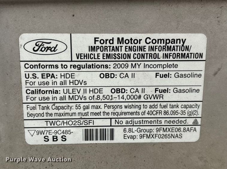 image for item FG0148 2009 Ford E350 Super Duty shuttle bus