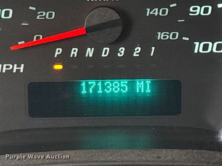 image for item FG0149 2009 Chevrolet Express shuttle bus