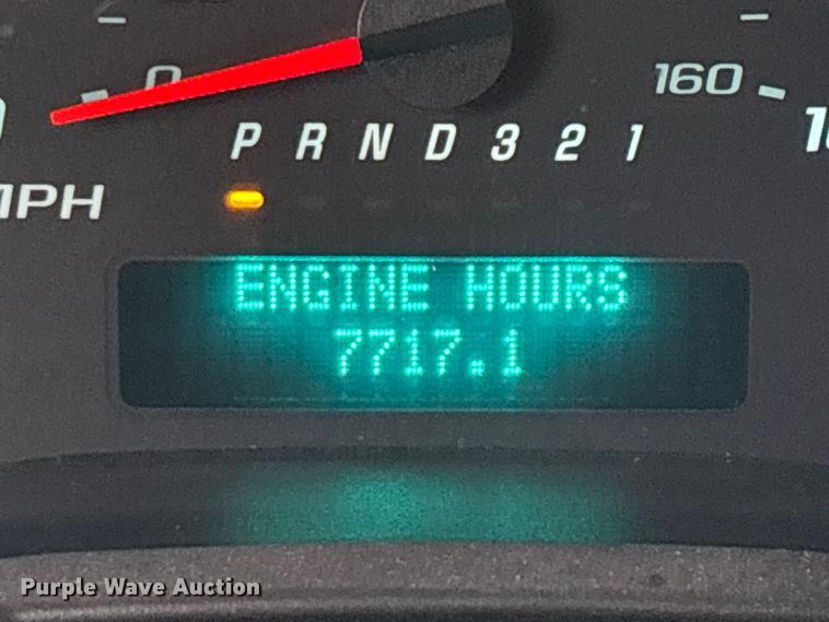 image for item FG0149 2009 Chevrolet Express shuttle bus