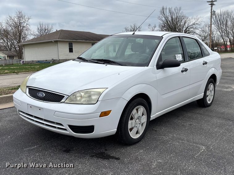 image for item FG0151 2007 Ford Focus SE SUV
